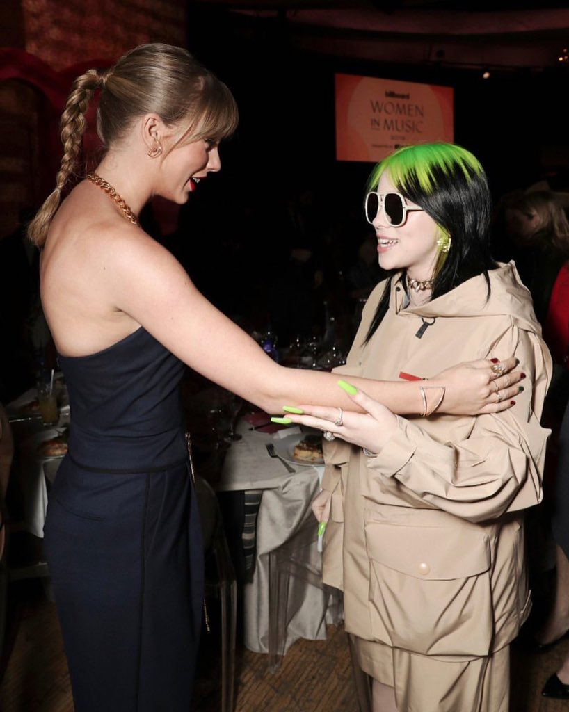 billboard_women_in_music_12_taylor_swift.jpg