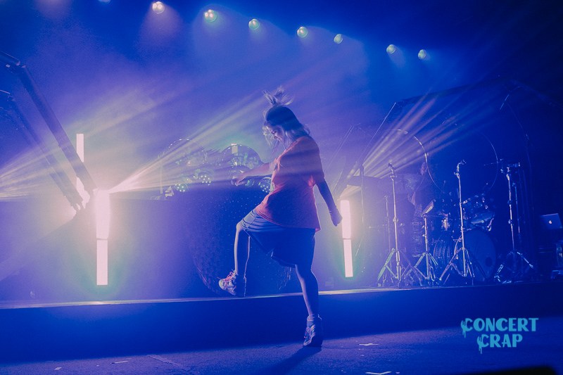 billie-eilish-10-23-2018_cc-12.jpg