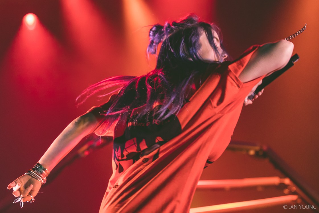 Billie-Eilish-at-The-Fox-Theater-in-Oakland-102018-by-Ian-Young-12.jpg