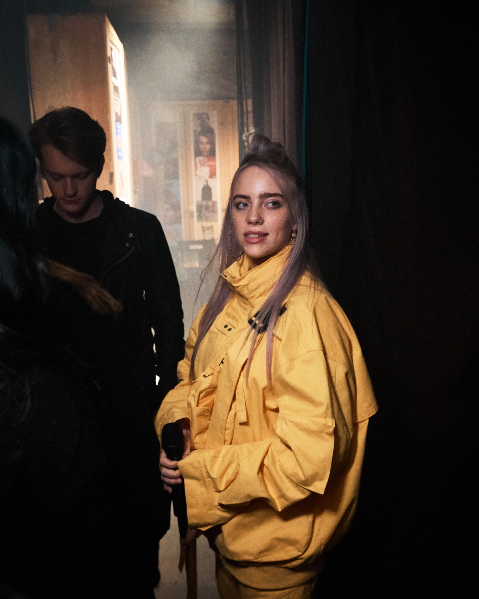 Billie-Eilish-Corden-3.jpg