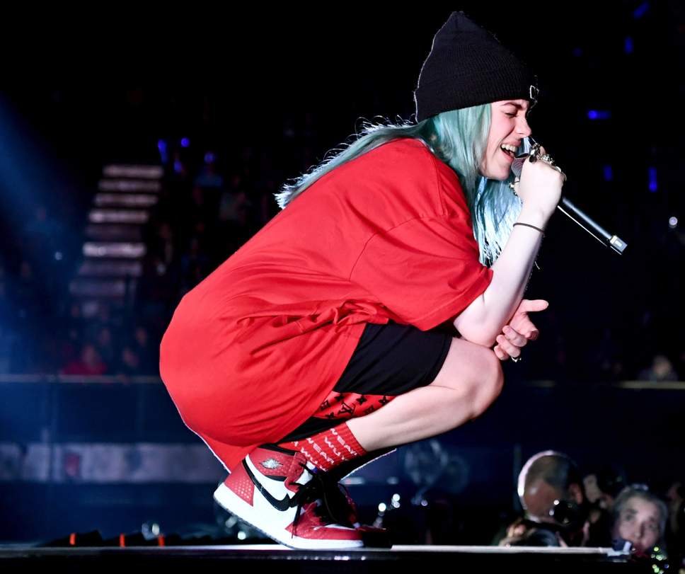 https://www.billieforum.com/media/billie-eilish-jpg.8/full